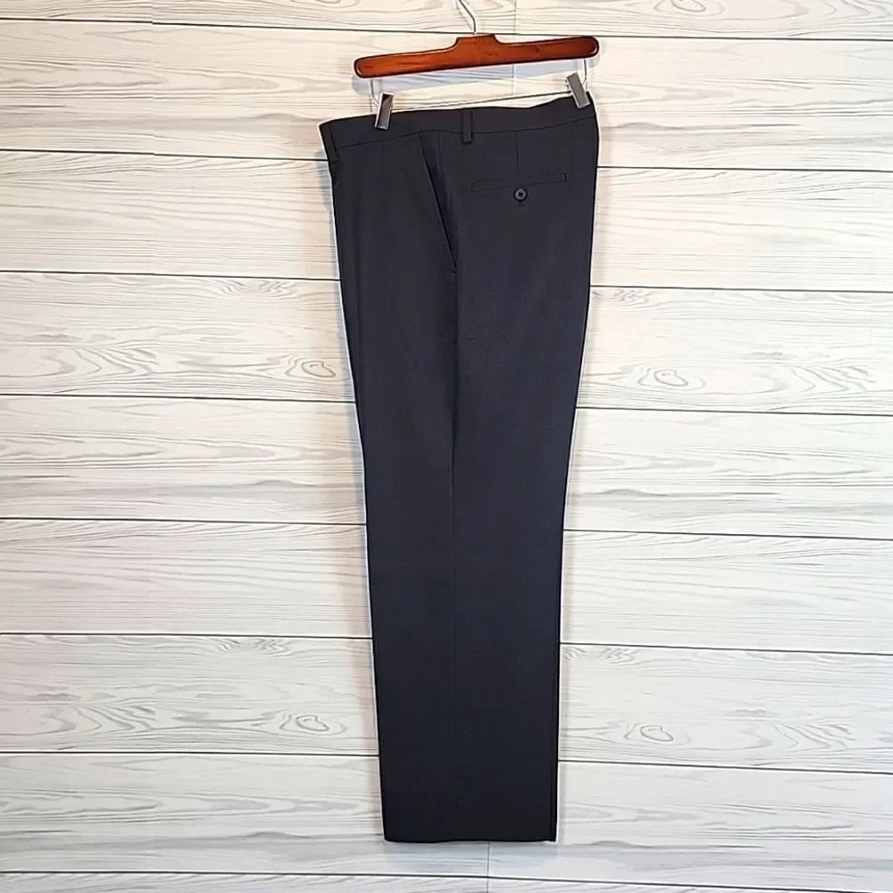 Haggar tailored fit travel performance suit dress pants Men's Size 40X30